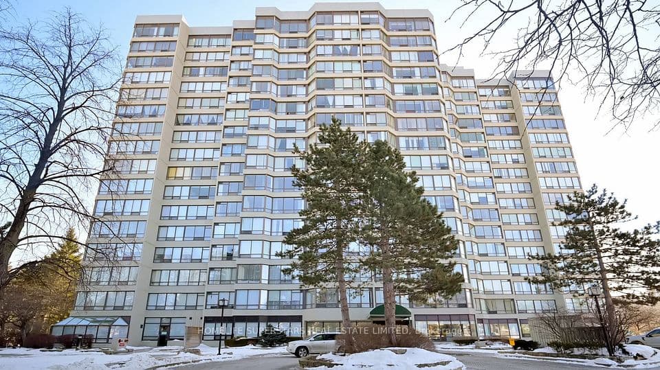 26 Hanover Road 301, Brampton, ON L6S 4T2 – main photo