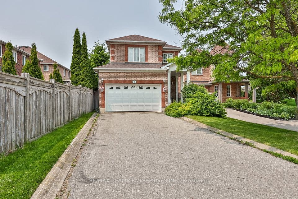 3 Jack Kenny Court, Caledon, ON L7E 2M5 – main photo