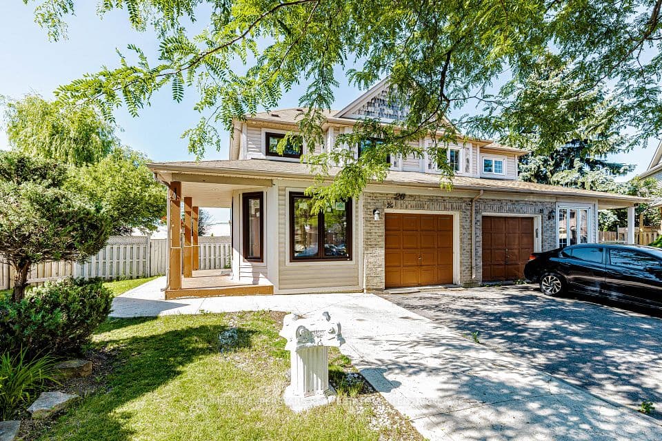 26 Amazon Court, Brampton, ON L6R 1C7 – photo 3