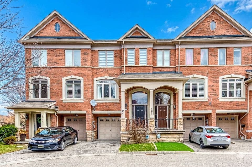 3117 Joel Kerbel Place, Mississauga, ON L4Y 0B1 – main photo