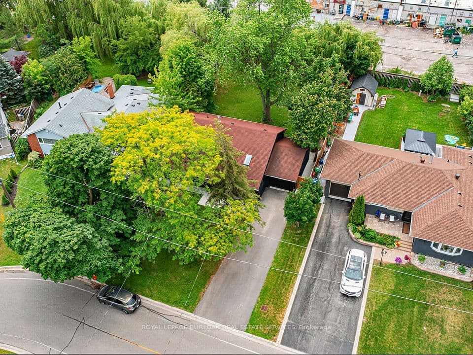 13 Swanhurst Boulevard, Mississauga, ON L5N 1B6 – photo 3