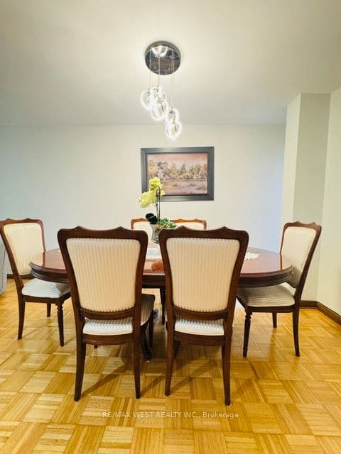 16 Armstrong Avenue, Toronto, ON M6H 1V8 – photo 3