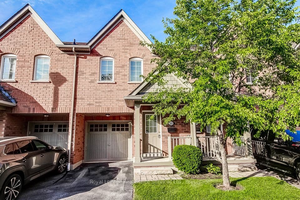 233 Duskywing Way 22, Oakville, ON L6L 0C5 – main photo