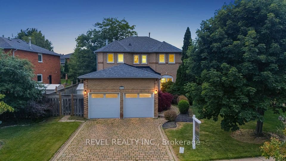 4315 Credit Pointe Drive, Mississauga, ON L5M 3J8 – photo 2