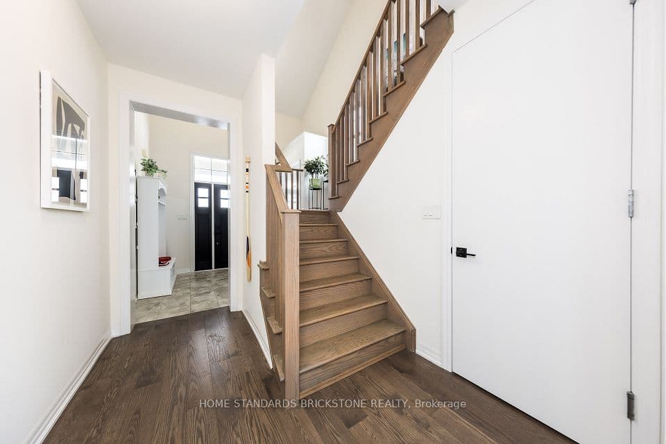 3314 Mintwood Circle, Oakville, ON L6H 0N6 – photo 3
