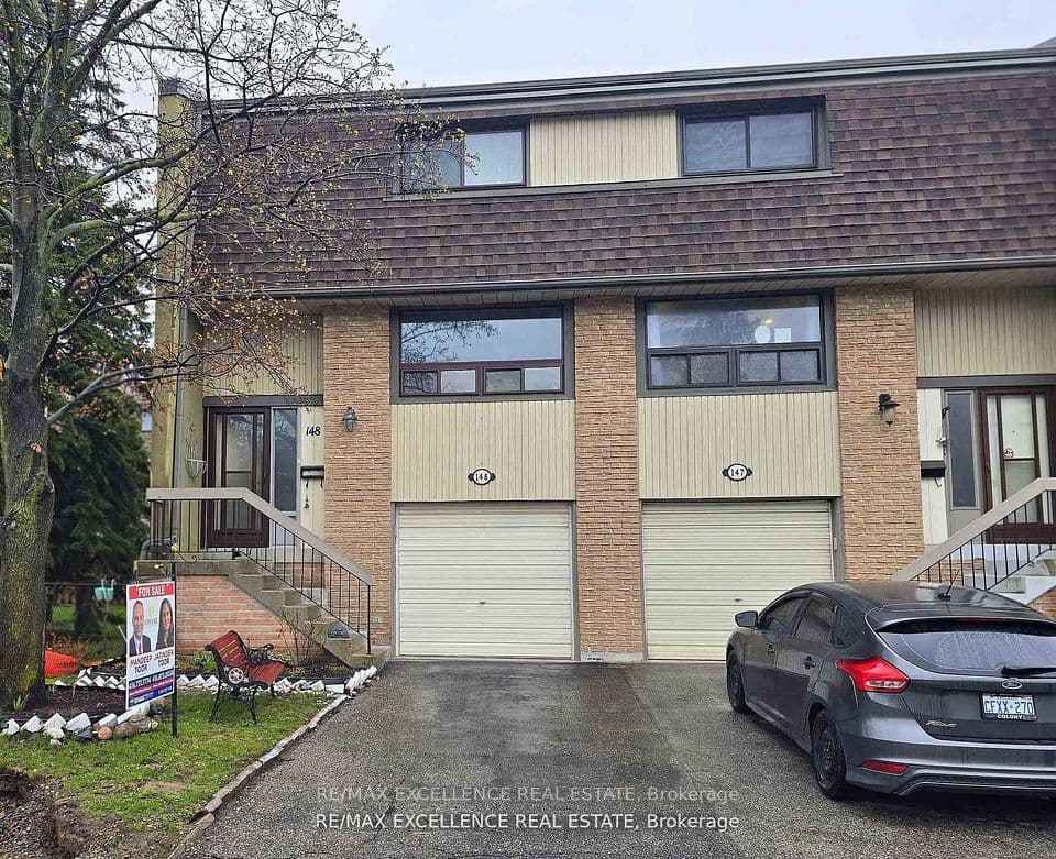 148 Ashton Crescent, Brampton, ON L6S 3J9 – main photo