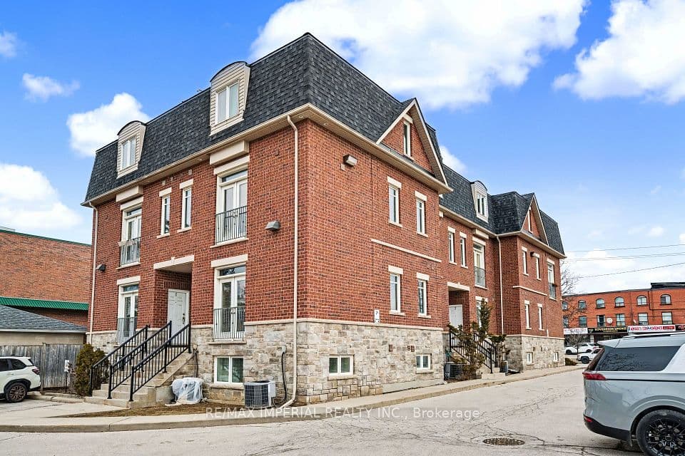 2964 Islington Avenue 2, Toronto, ON M9L 2K6 – main photo