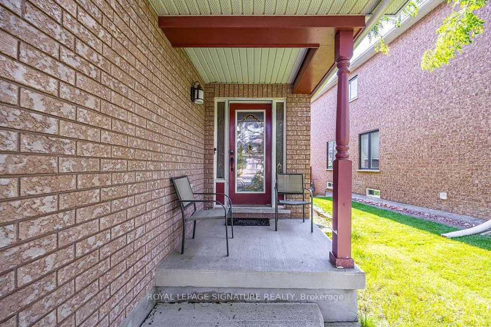 82 Belmont Boulevard, Halton Hills, ON L7G 6E7 – photo 2