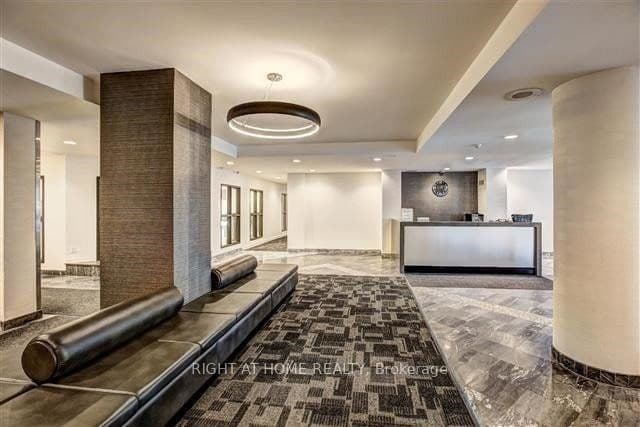 350 Webb Drive 1807, Mississauga, ON L5B 3W4 – photo 3