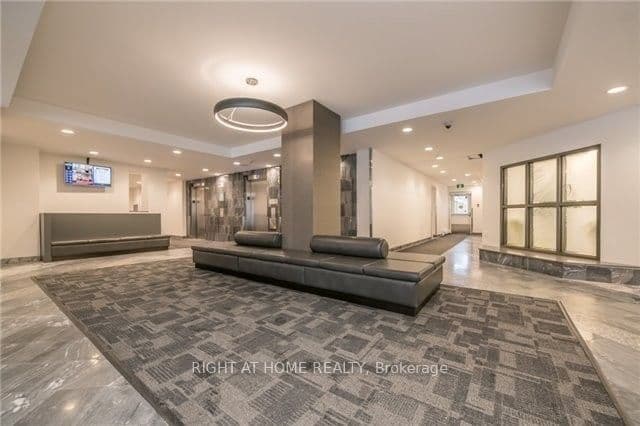 350 Webb Drive 1807, Mississauga, ON L5B 3W4 – photo 2