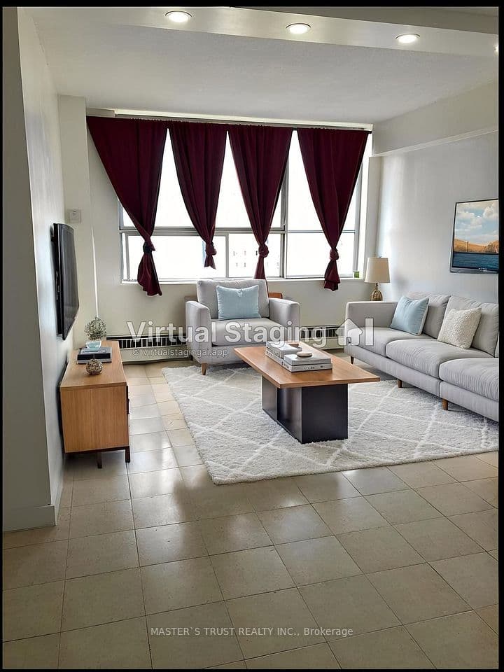 940 Caledonia Road 908, Toronto, ON M6B 3Y4 – main photo