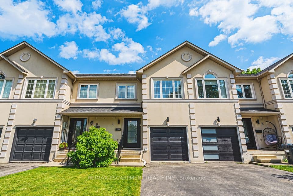 2116 Prospect Street C, Burlington, ON L7R 1Y9 – main photo