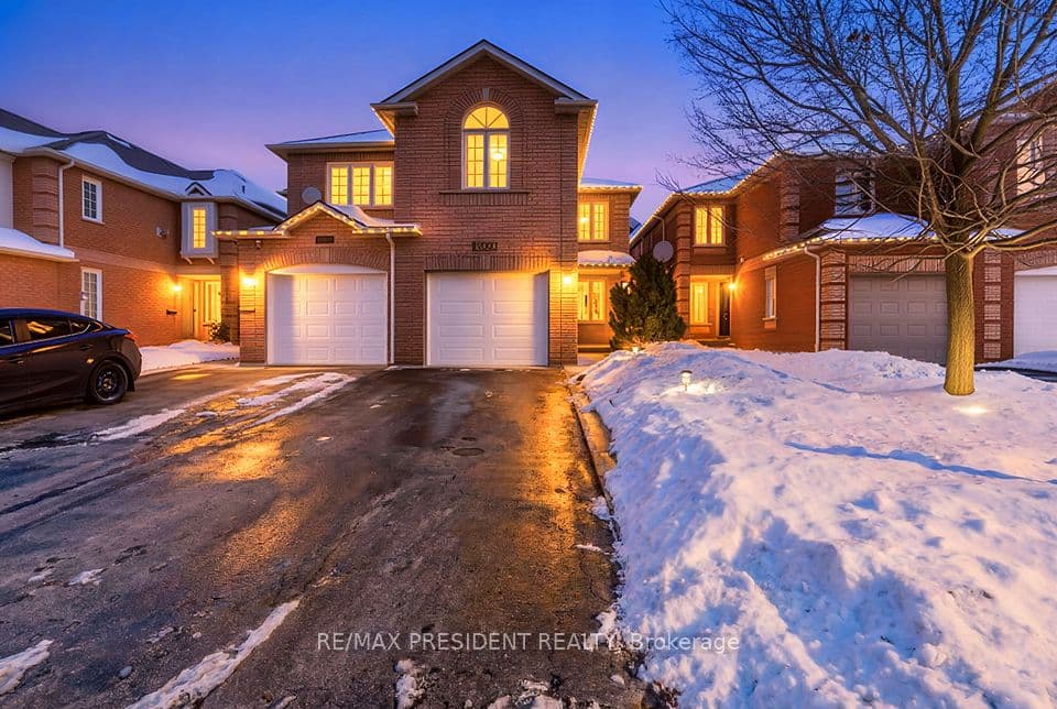 7031 Graydon Court, Mississauga, ON L5N 7H4 – main photo