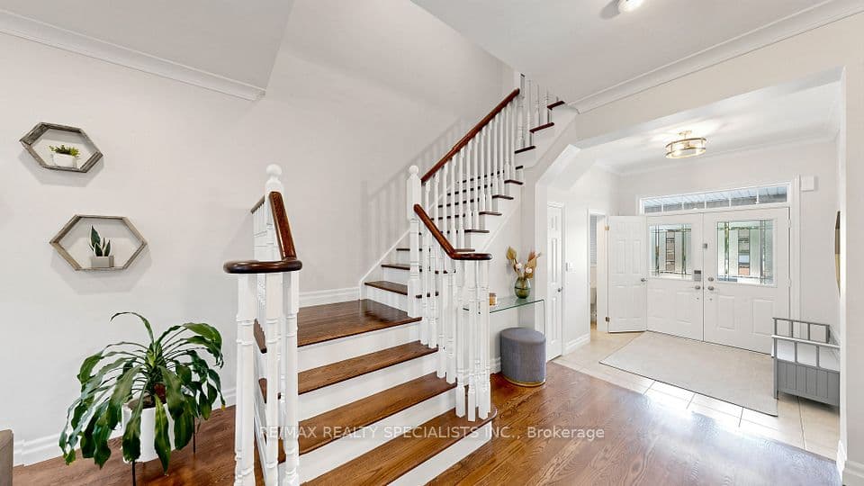3275 Stalybridge Drive 10, Oakville, ON L6M 0L2 – photo 3