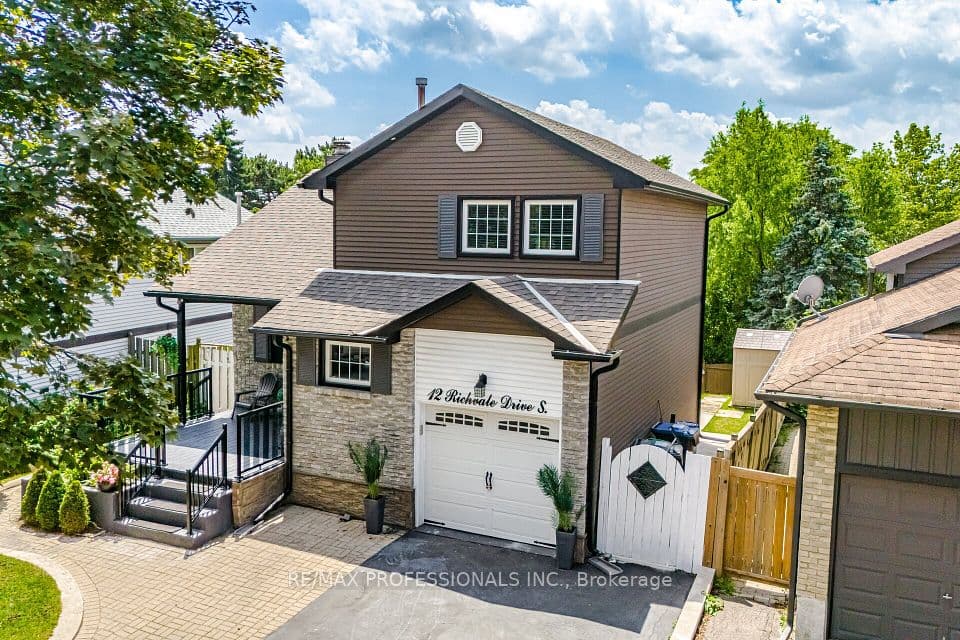 12 Richvale Drive S, Brampton, ON L6Z 1M4 – photo 2