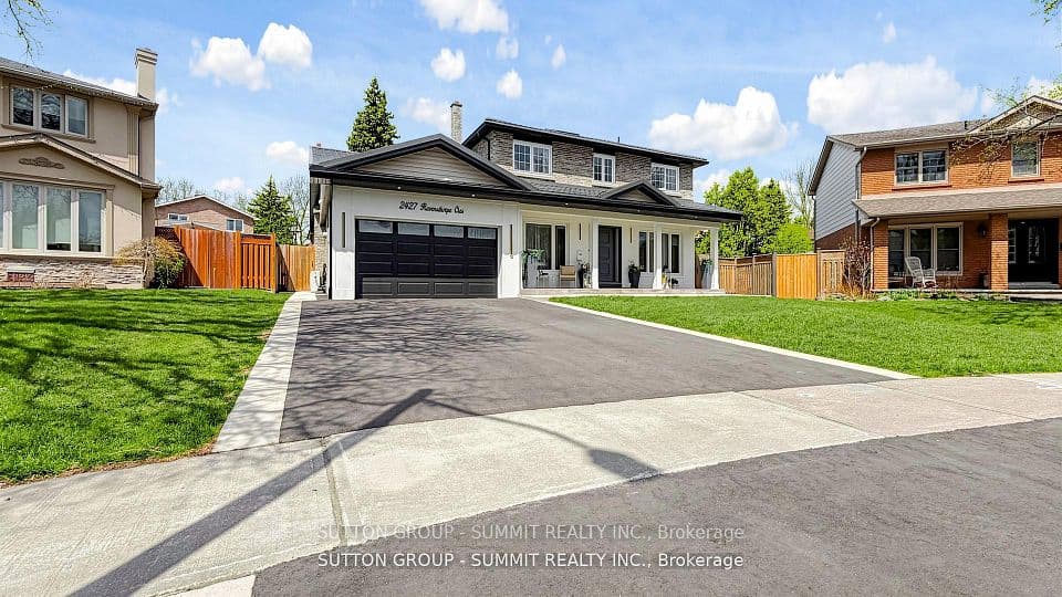 2427 Ravensthorpe Crescent, Mississauga, ON L5C 2Y4 – main photo