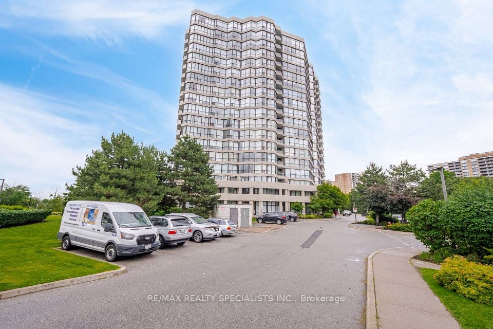 5 Rowntree Road N 805, Toronto, ON M9V 5G9 – photo 2