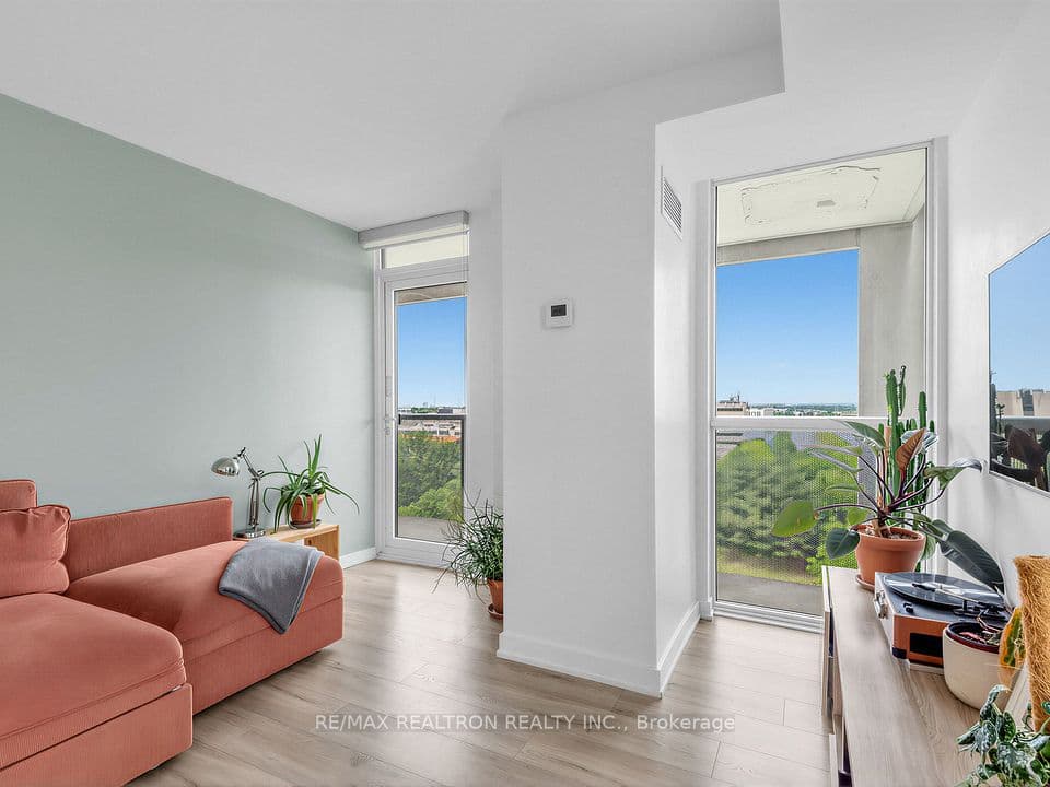 160 Flemington Road 1005, Toronto, ON M6A 0A9 – photo 2