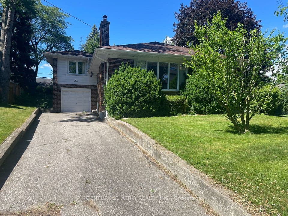 4 Winesap Place, Toronto, ON M9A 1M4 – main photo