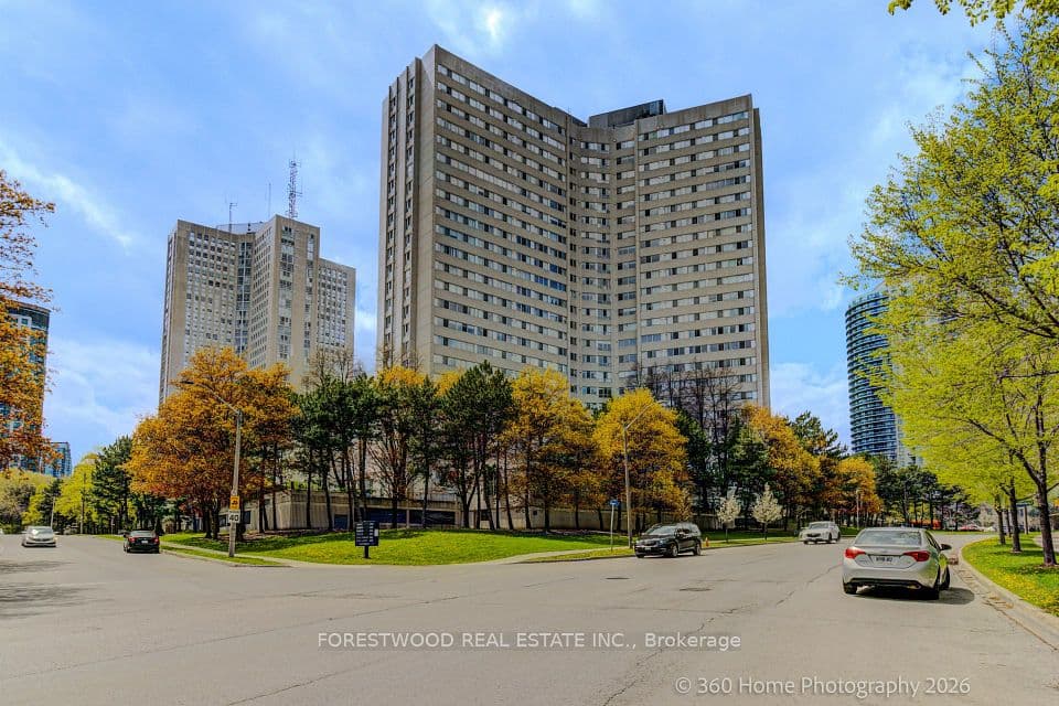 3700 Kaneff Crescent 2202, Mississauga, ON L5A 4B8 – main photo