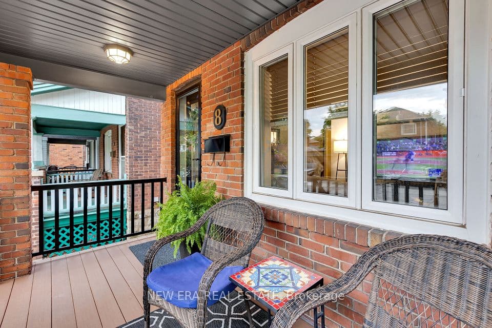8 Page Avenue, Toronto, ON M6S 2P5 – photo 2