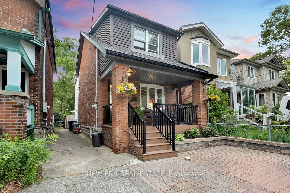8 Page Avenue, Toronto, ON M6S 2P5 – main photo