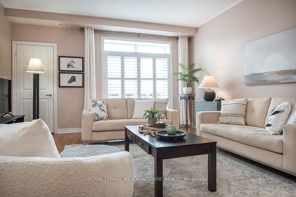 443 Centennial Forest Drive 408, Milton, ON L9T 6A1 – main photo