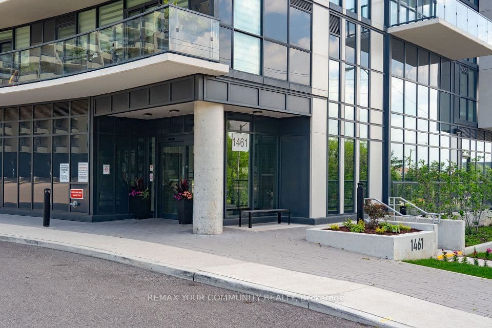 1461 Lawrence Avenue 1504, Toronto, ON M6L 0A6 – photo 2