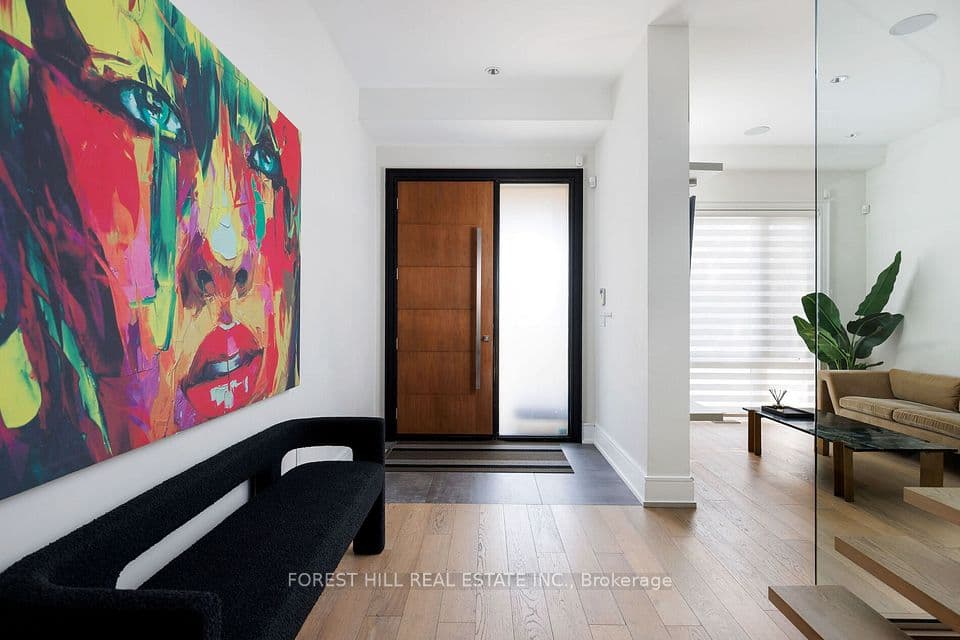 8 Nora Road, Toronto, ON M9A 1C9 – photo 2