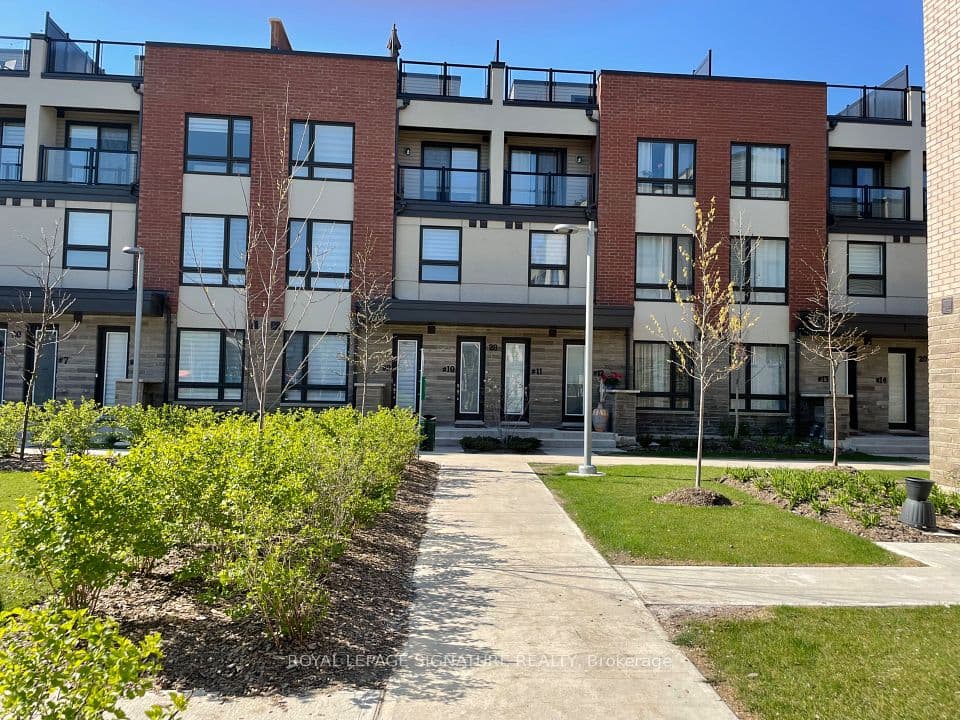 20 WoodStream Drive 11, Toronto, ON M9W 0G1 – main photo