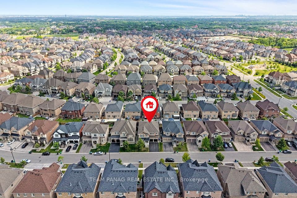 13 Venue Road, Brampton, ON L6P 4E5 – photo 3