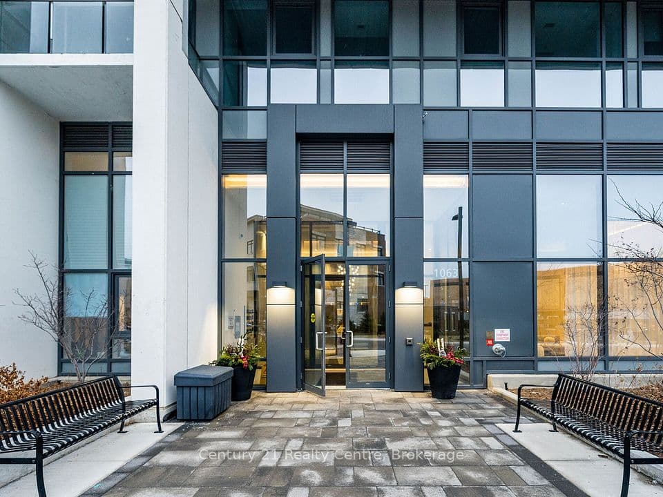 1063 Douglas McCurdy Common 303, Mississauga, ON L5G 0C5 – photo 3