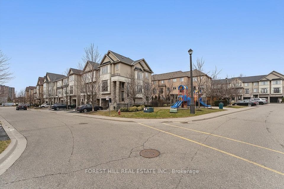 3038 Haines Road 9, Mississauga, ON L4Y 0C8 – photo 2