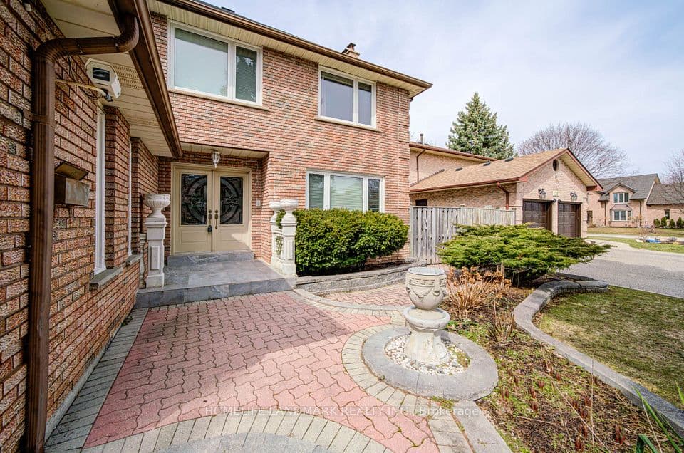 4303 Bridlepath Trail, Mississauga, ON L5L 3K3 – photo 3