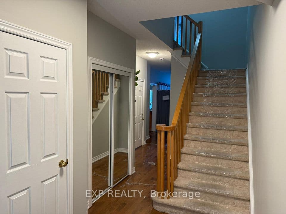 5066 Mercer Common, Burlington, ON L7L 0A4 – photo 2