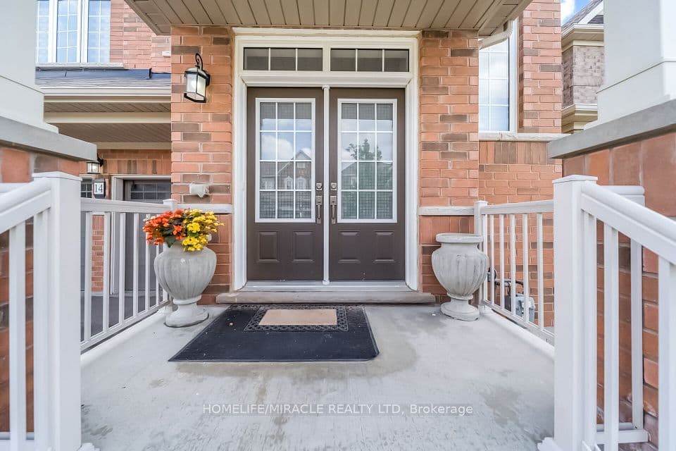 14 Abercrombie Crescent, Brampton, ON L7A 4N1 – photo 2