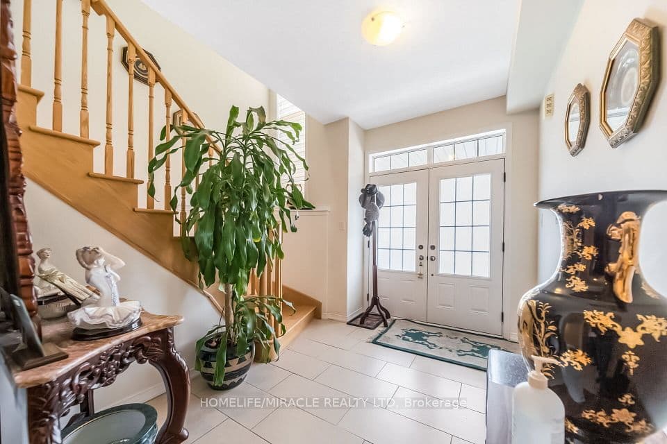 14 Abercrombie Crescent, Brampton, ON L7A 4N1 – photo 3