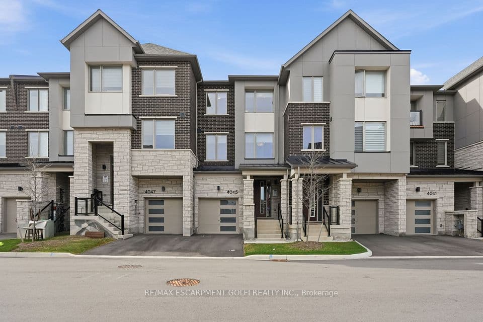 4045 Saida Street, Mississauga, ON L5M 2S8 – main photo