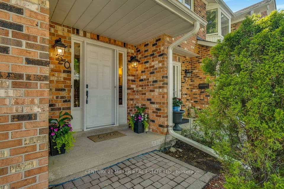 2230 Walkers Line 20, Burlington, ON L7M 3Y8 – photo 2