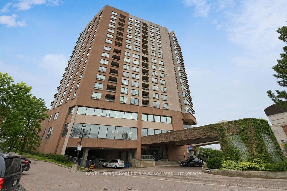 1 Belvedere Court 503, Brampton, ON L6V 4M6 – photo 2