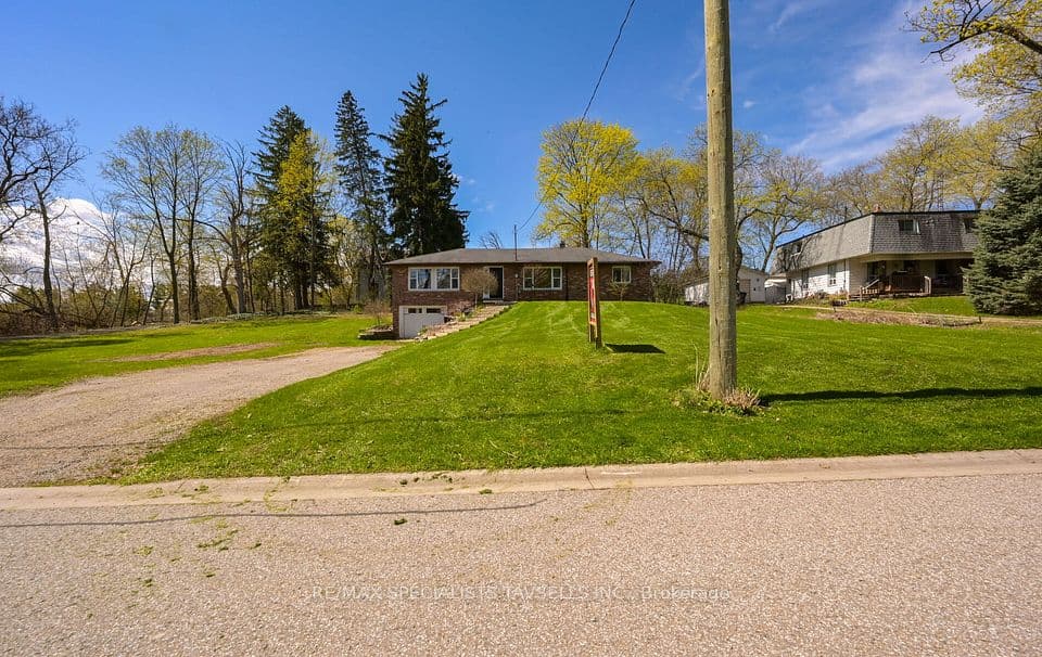 10 Victoria Street, Caledon, ON L7C 1G7 – main photo