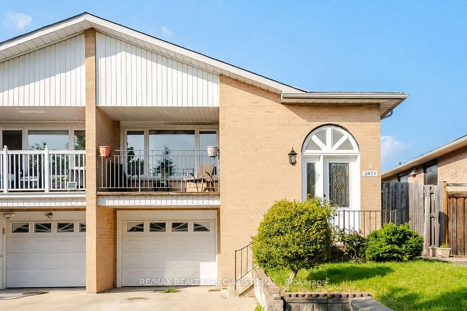 2571 Trident Avenue, Mississauga, ON L5B 2L3 – main photo