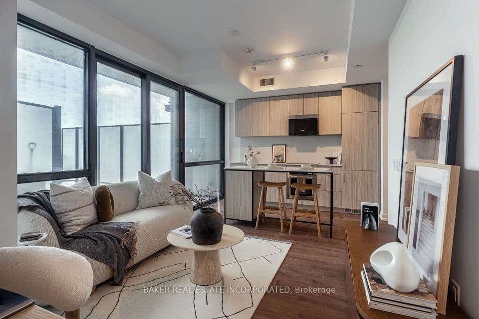 251 Masonry Way 201, Mississauga, ON L5H 0B3 – photo 3