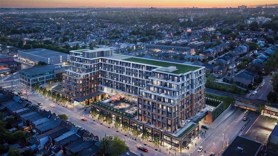 858 Dupont Street 444, Toronto, ON M6G 0C1 – main photo
