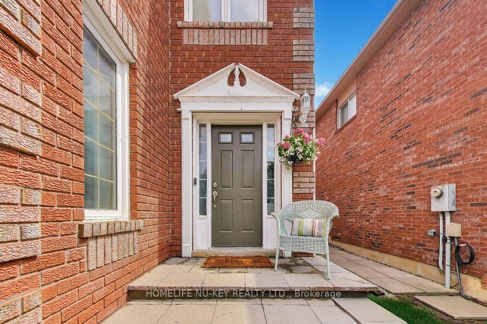 27 Lauchlin Crescent, Halton Hills, ON L7G 5R1 – photo 3