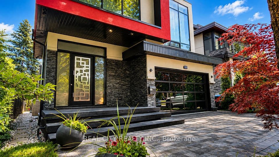 662 Byngmount Avenue, Mississauga, ON L5G 1R4 – photo 3