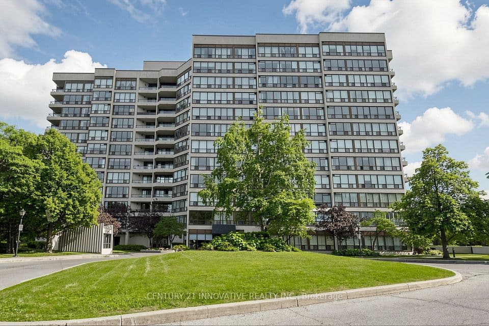 12 NE Laurelcrest Street 912, Brampton, ON L6S 5Y4 – main photo