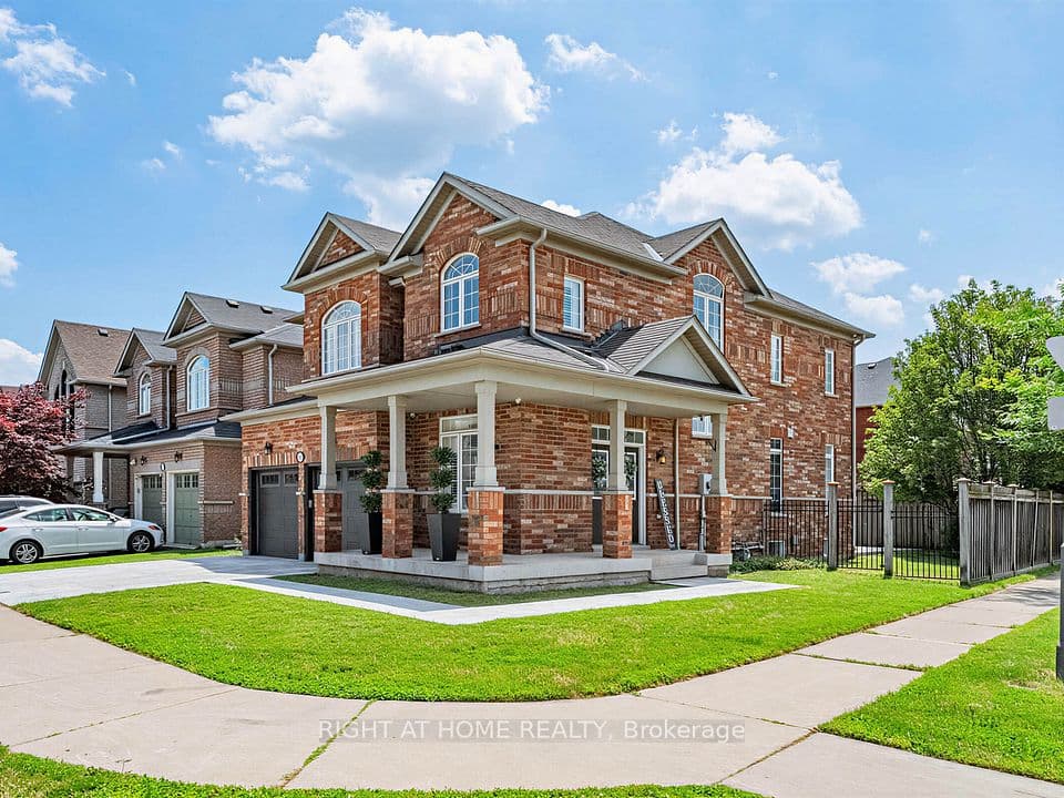 2042 Quinte Street, Burlington, ON L7L 7B9 – photo 2