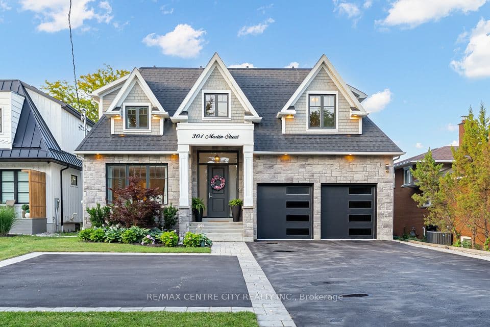 301 Martin Street, Milton, ON L9T 2R7 – main photo