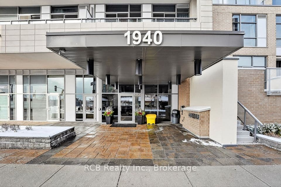 1940 Ironstone Drive 1006, Burlington, ON L7L 0E4 – photo 2